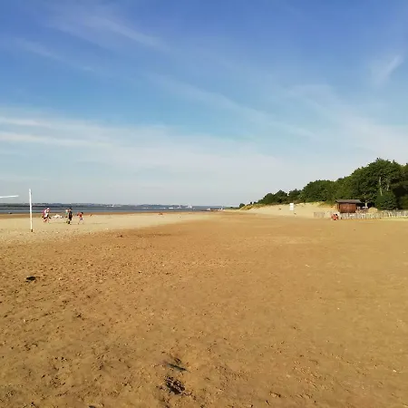 Daire Le Maely, Au Calme, Centre De