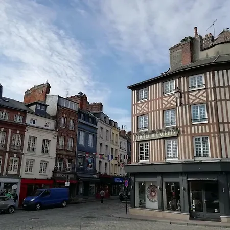 Le Maely, Au Calme, Centre De Honfleur