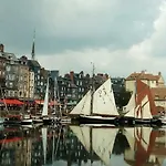Le Maely, Au Calme, Centre De Онфлер