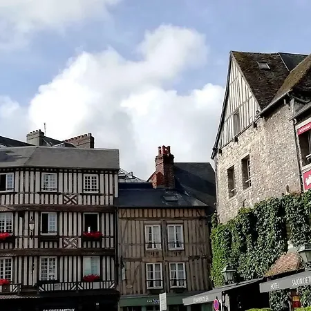 Апартаменти Le Maely, Au Calme, Centre De Онфлер