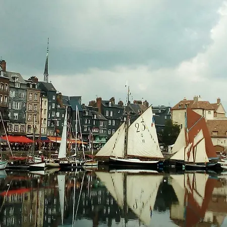 Le Maely, Au Calme, Centre De Honfleur