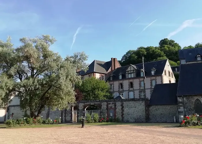 Le Maely, Au Calme, Centre De דירה הונפלר